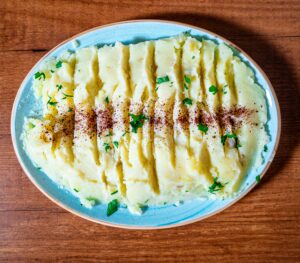 CREAMY MASHED POTATOES