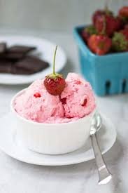 STRAWBERRY CREAM